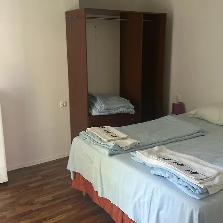 Fenyves Parti Vendeghaz Балатонфеньвеш